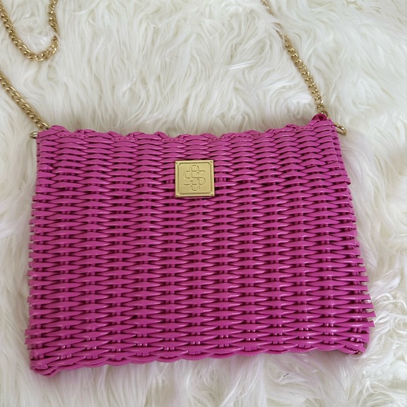 Simply Southern Magenta Rattan Purse - Picture 2 of 4
